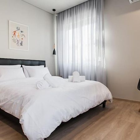 Piraeus Deluxe 2Bdr Apt - Near Metro And Port 외부 사진